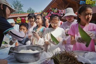 先天炸球圣体！胖哥不是怎么虚晃摆头 身体都不带动的？